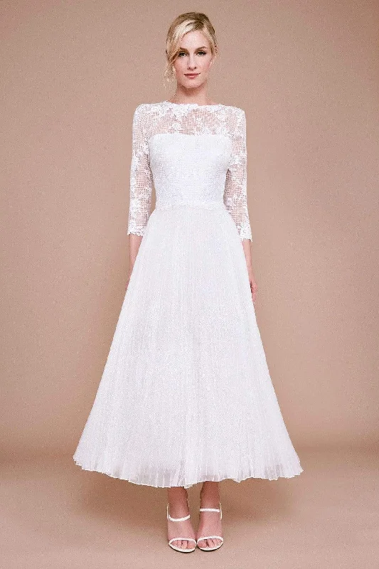 Sale Event Tadashi Shoji - Bateau Keats Lace Tulle Tea-Length Dress - 1 pc Ivory In Size 2 Available Sale Event Tadashi Shoji - Bateau Keats Lace Tulle Tea-Length Dress - 1 pc Ivory In Size 2 Available