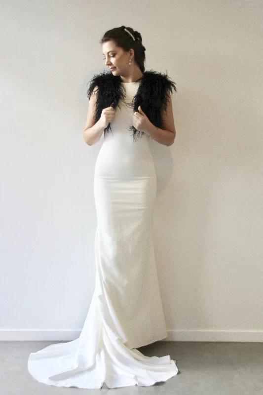 Final Clearance Ostrich Shrug - Black