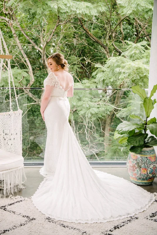 Closeout Estelle Gown