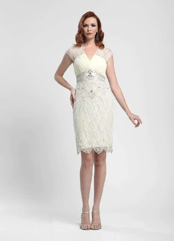 One-DAY Sale Sue Wong Pleated Chiffon Bodice Dress Cocktail Dress - 1 pc Ivory in Size 4 Available One-DAY Sale Sue Wong Pleated Chiffon Bodice Dress Cocktail Dress - 1 pc Ivory in Size 4 Available