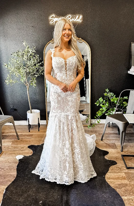 Unmissable Offer Corinne Wedding Dress