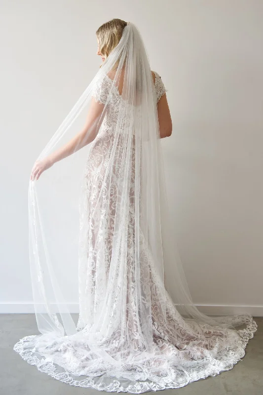 Deep Discounts Daniella Veil