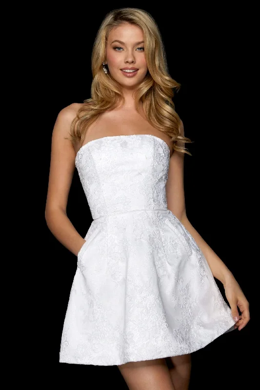 Members Only Sherri Hill - Strapless A-Line Short Dress 53263 - 1 pc Red In Size 2 Available Members Only Sherri Hill - Strapless A-Line Short Dress 53263 - 1 pc Red In Size 2 Available