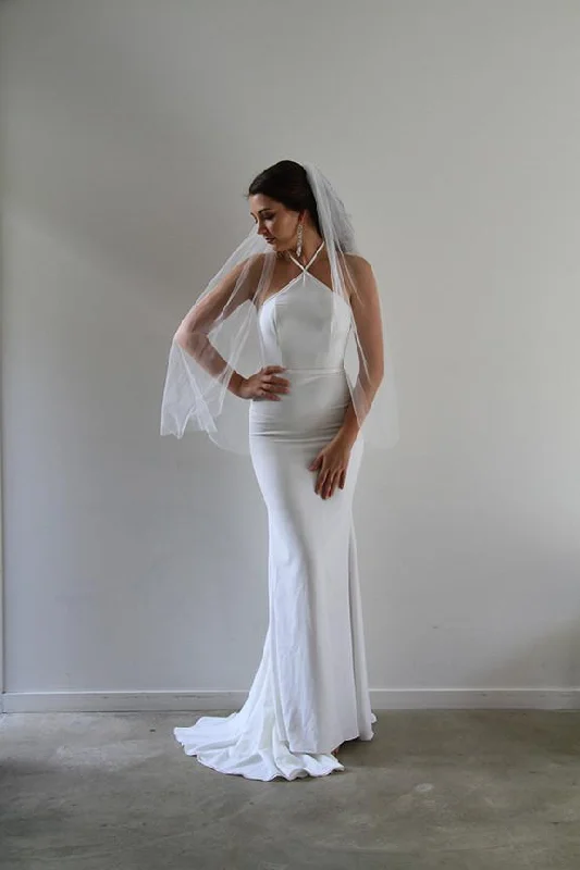 Major Savings Single Short Tier Veil