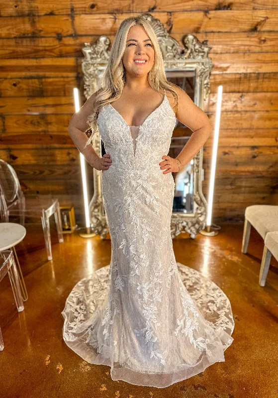 Deal Explosion Shannon Wedding Dress