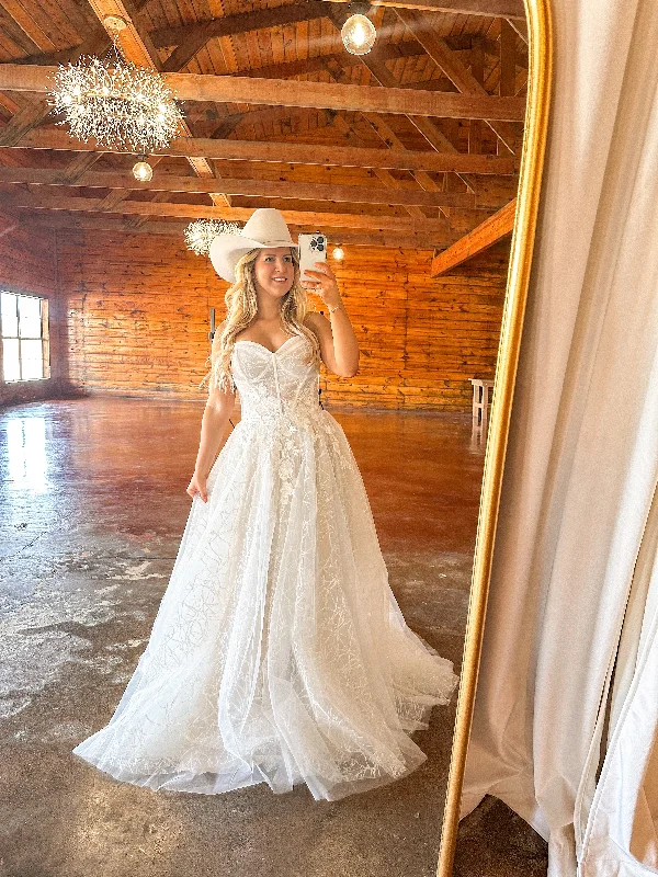 Bargain Prices Wrenley Wedding Dress