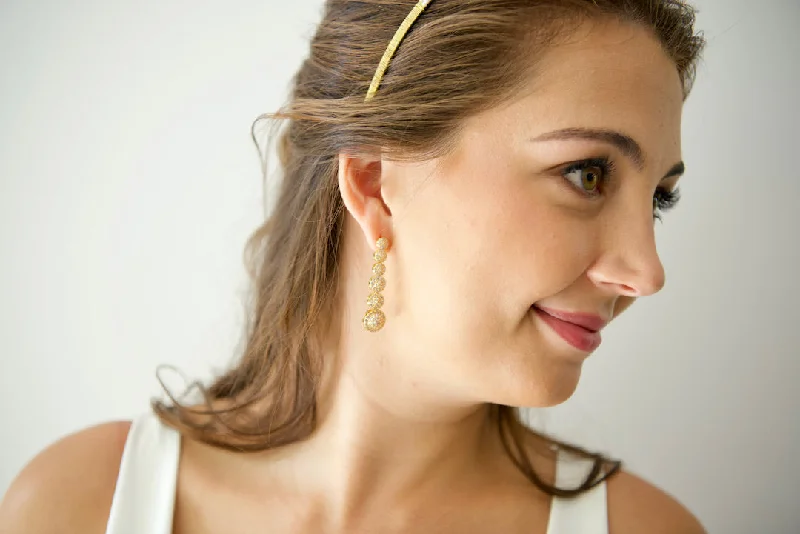 Super Bargain The Behold Circle Drop Earring