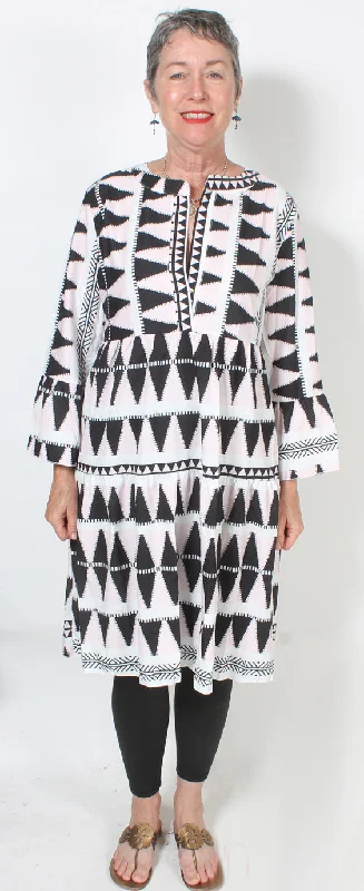 Deal Explosion Black Geo Tunic Top Dress Sml-1X