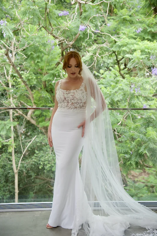 Early Access Ishka Gown