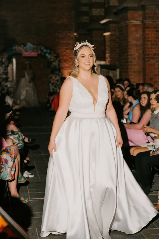 Holiday Sale Ilaria Gown