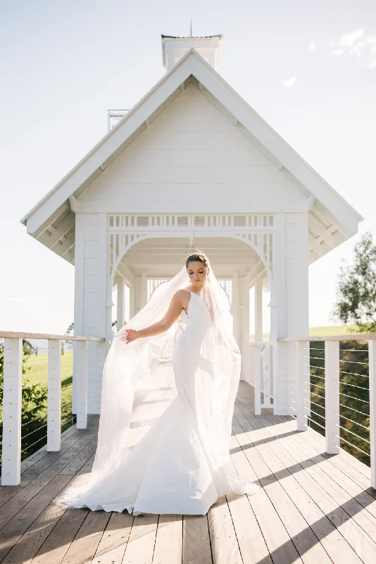 Early Access Hampton Gown