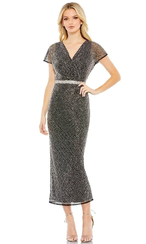 YEAR-End Clearance Mac Duggal 93787 - V-Neck Cap Sleeve Formal Dress