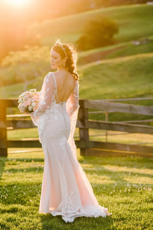 Deal Mania Hadley Gown (Sleeveless)