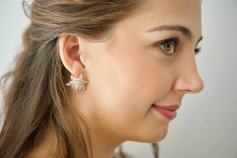 Stock Clearance Liana Starburst Earrings - Gold
