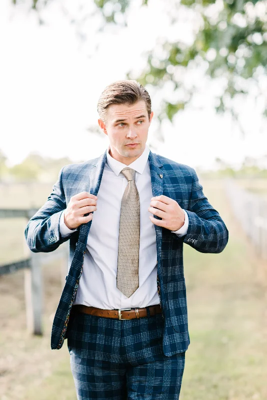 Warehouse Sale Custom Made to Order Suit