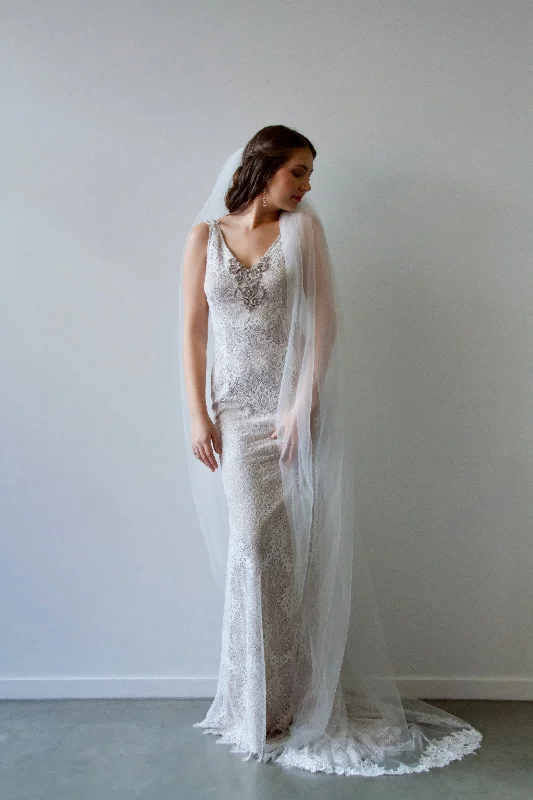 Daily Deals Esther Veil