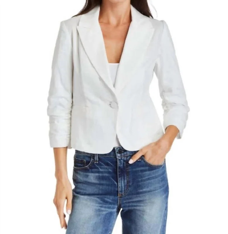 Hot Deal Suzie Blazer In White