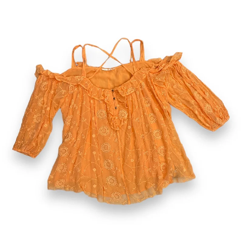 Bargain Prices Top 3/4 Sleeve By Floreat  Size: S