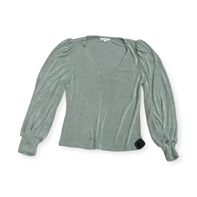 Deep Discounts Top Long Sleeve By Amaryllis  Size: Xl