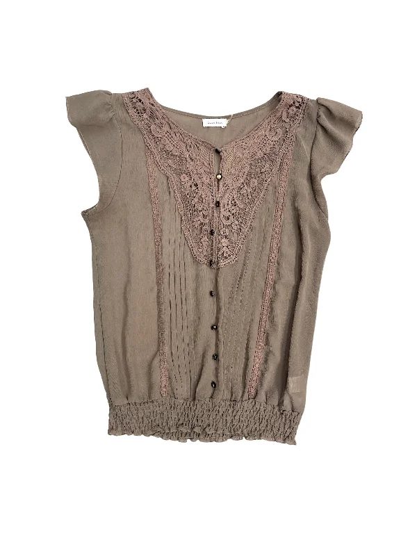 Price Cut Top Sleeveless By Blue Bird  Size: M