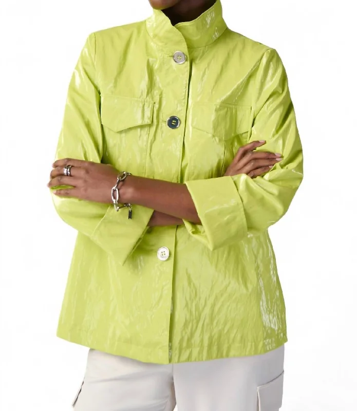 Deep Discounts Waxed Finish Cropped Coat In Key Lime