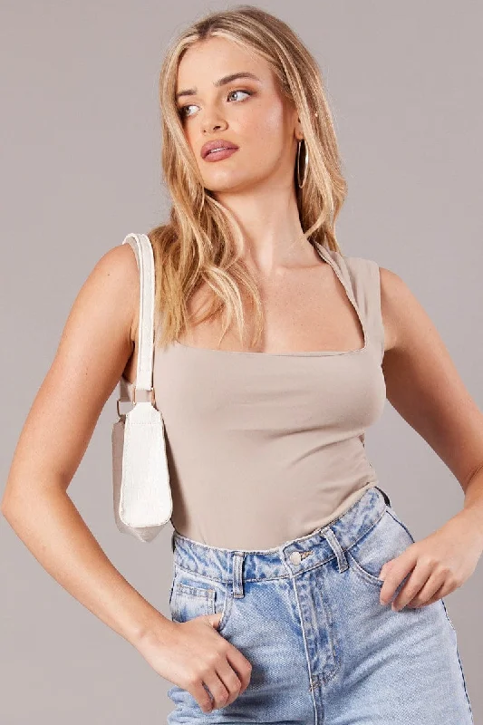 Bargain Blast Beige Scoop Neck Tank Sleeveless
