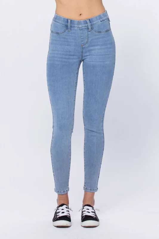 Unbeatable Prices Lincoln Mid Rise Pull On Skinny Jegging In Light Blue
