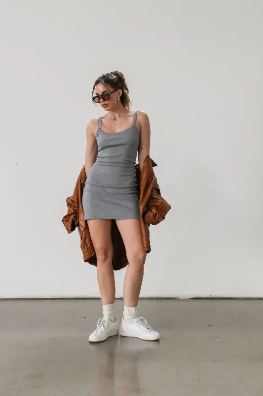 Deal of the Week Throw Away Dress