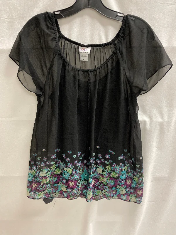 Crazy Deals Maternity Top Short Sleeve By Motherhood  Size: M