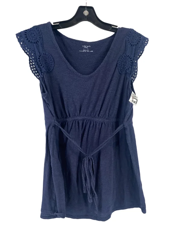 Closeout Maternity Top Sleeveless By Motherhood  Size: L