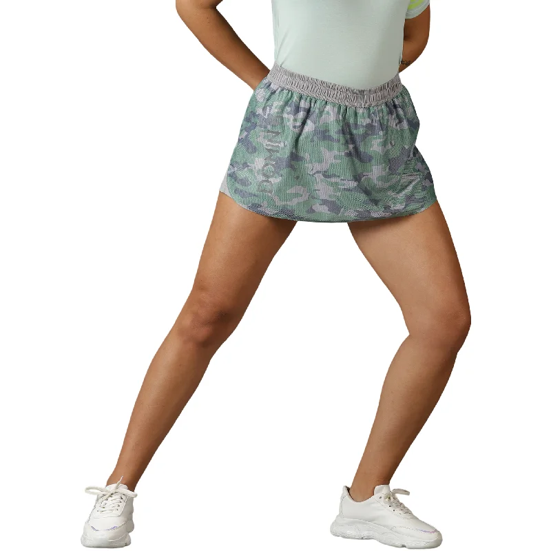 Limited Time Discount Women's Double Layered Camouflage Shorts With Zipper Pockets